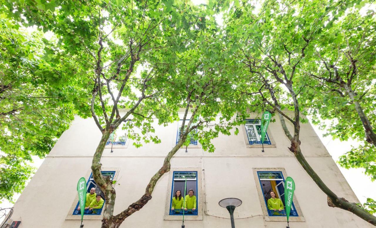 Help Yourself Hostels - باريد المظهر الخارجي الصورة